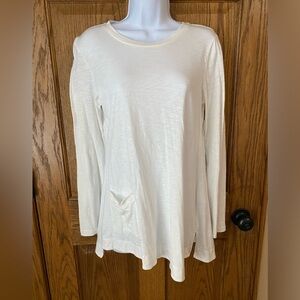 LOGO Cream Asymmetrical with pocket shirt.